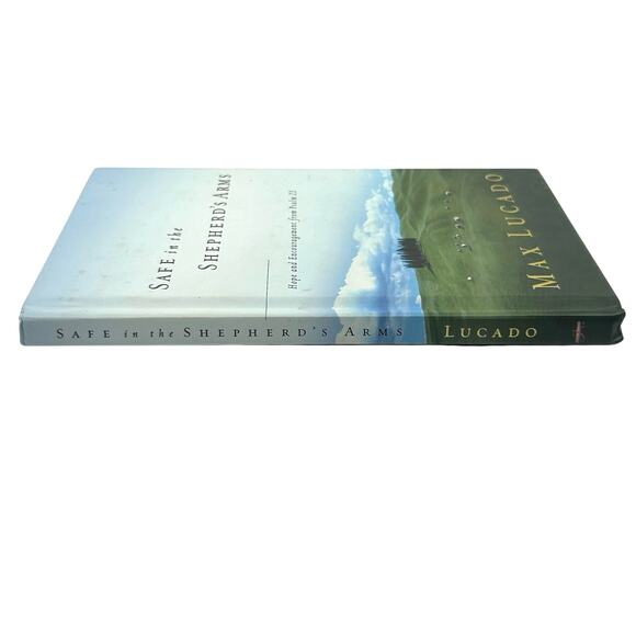 Safe in the Shepherd's Arms: Hope and Encouragement from Psalm 23 by Max Lucado - Picture 4 of 4